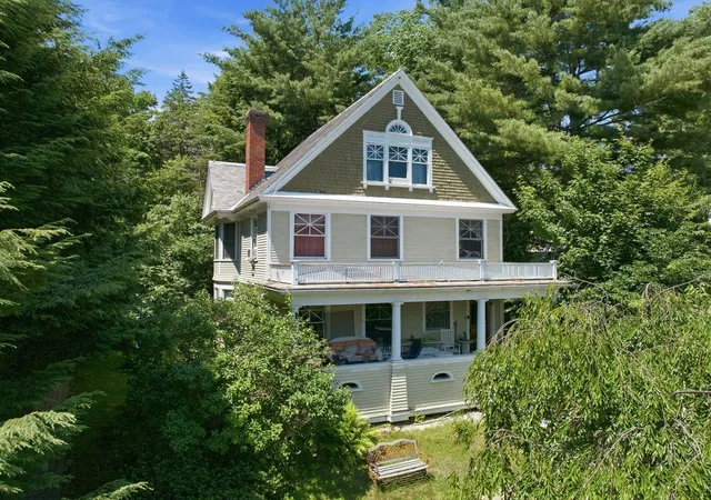 Homes for sale in Plymouth, NH | 180 Main St, Plymouth, NH 03264 | MLS# 5098866