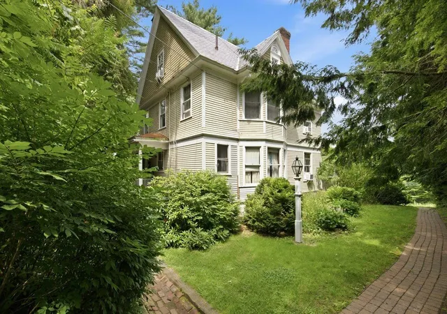Homes for sale in Plymouth, NH | 180 Main St, Plymouth, NH 03264 | MLS# 5098866