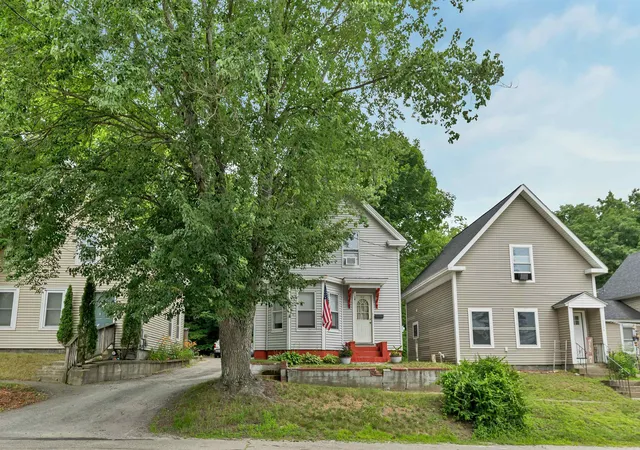 Homes for sale in Franklin, NH | 102 Franklin St, Franklin, NH 03235 | MLS# 5098874