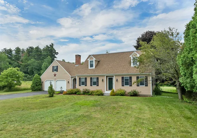 Photo 1 of Sale Pending at 10 Old Mill Dr, Wolfeboro, NH 03894 | MLS# 5098881 | Listing updated on 2026-09-29