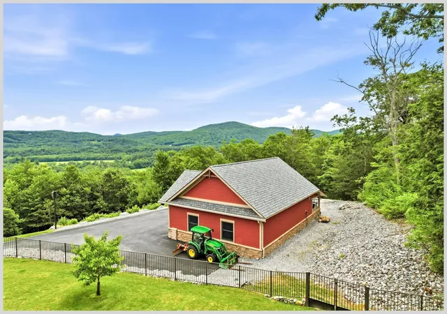 Homes for sale in Plymouth, NH | 60 Ski Lift Ln, Plymouth, NH 03264 | MLS# 5098904