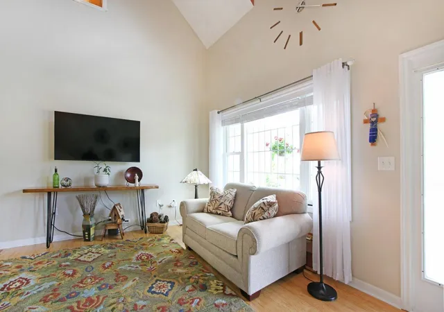 4th image of 8 Royal Ln #22, Raymond, NH 03077 | MLS# 5098905