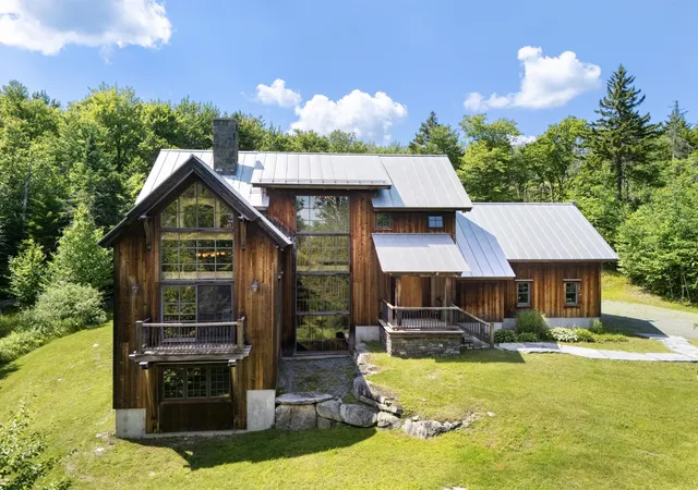 Homes for sale in Stratton, VT | 14 Talon Dr, Stratton, VT 05360 | MLS# 5098914