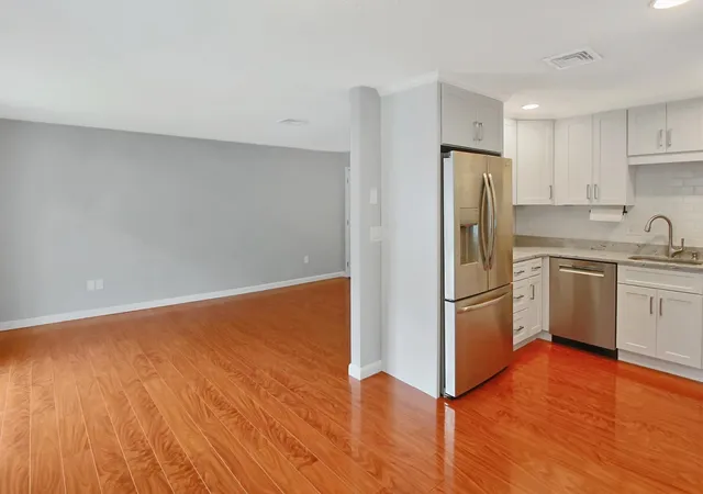 4th image of 344 Elm St #43, Milford, NH 03055 | MLS# 5098928