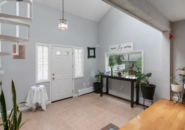5th image of 37 Pike St, Nashua, NH 03060 | MLS# 5098930