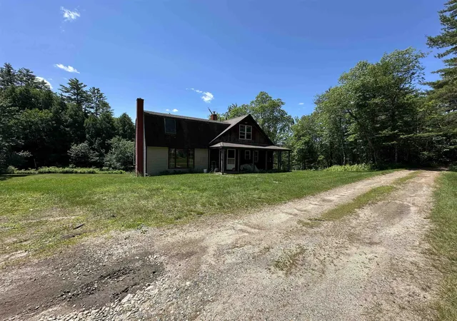 Single family home for sale at 473 Main St, Grafton, NH 03240-3418 | MLS# 5098934