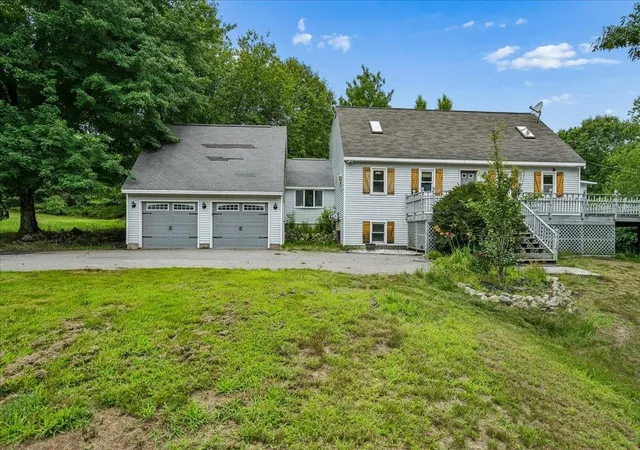 Homes for sale in Dunbarton, NH | 10 Armands Wy, Dunbarton, NH 03046 | MLS# 5098944