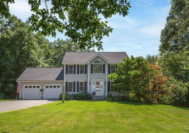 5th image of 27 Aldrich St, Litchfield, NH 03052 | MLS# 5098962