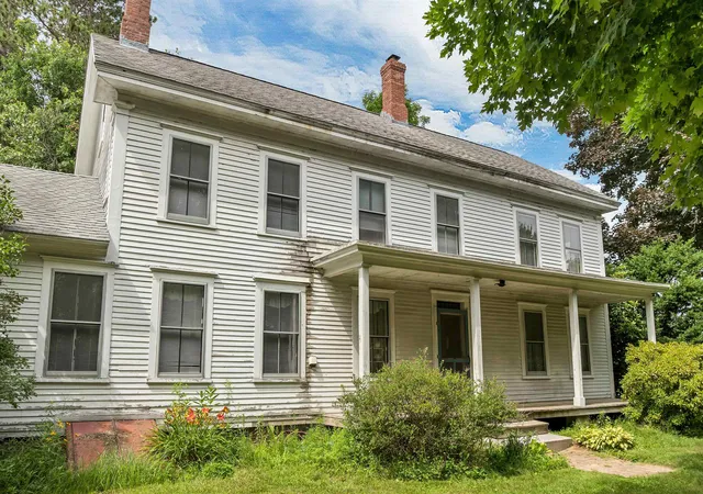 2nd image of 382 Charles Bancroft Hwy, Litchfield, NH 03052 | MLS# 5098971
