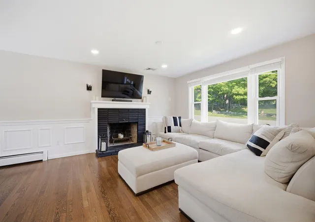 5th image of 68 Jericho Rd, Pelham, NH 03076 | MLS# 5098977