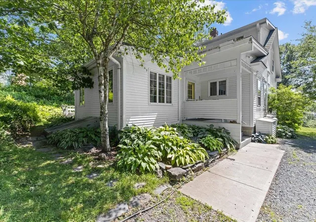 3rd image of 221 School St, Stowe, VT 05672 | MLS# 5098979