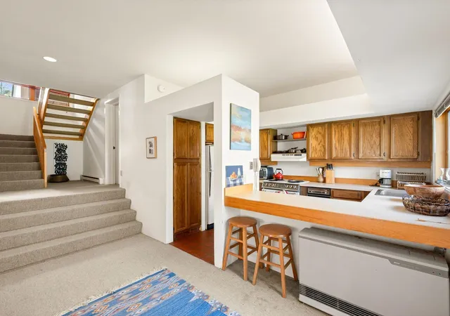 3rd image of 236 Club Sugarbush Ext #16, Warren, VT 05674 | MLS# 5099000