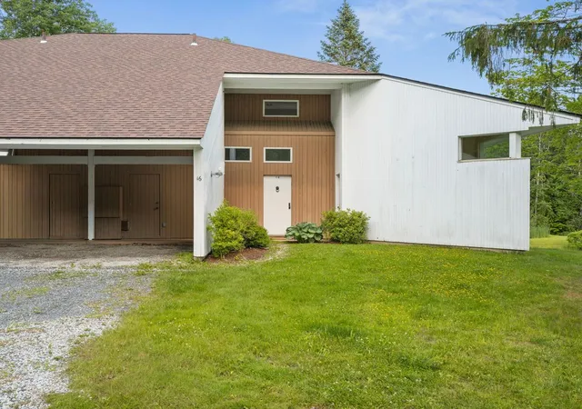40th image of 236 Club Sugarbush Ext #16, Warren, VT 05674 | MLS# 5099000