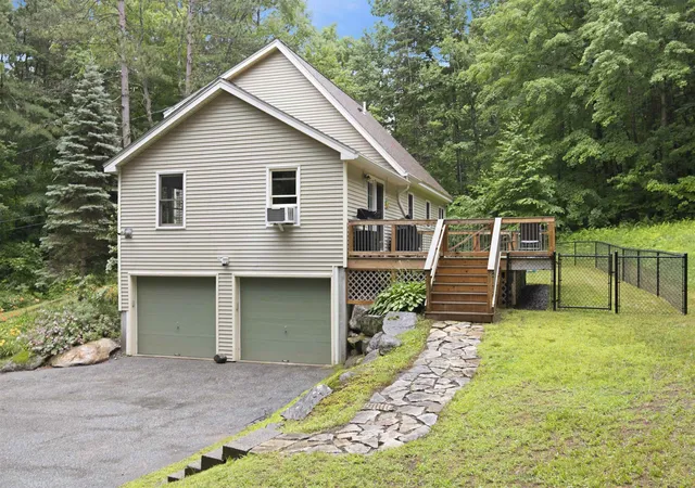 3rd image of 345 Riverdale Rd, New Boston, NH 03070 | MLS# 5099004