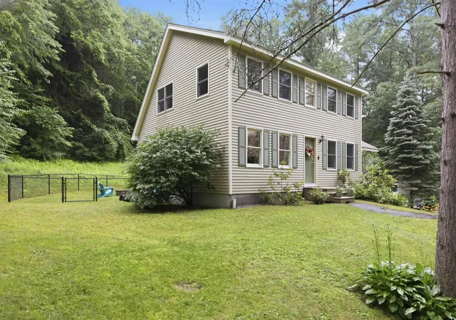 5th image of 345 Riverdale Rd, New Boston, NH 03070 | MLS# 5099004