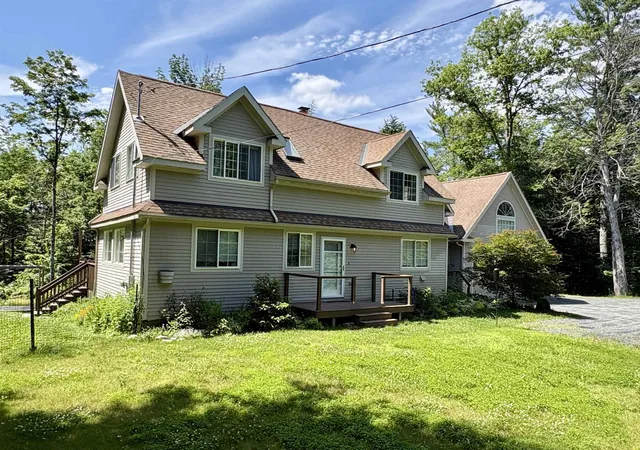 Homes for sale in Hartford, VT | 609 Marsh Family Rd, Hartford, VT 05059 | MLS# 5099009