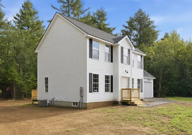 Photo 1 of Single family home for sale at 27 Brook View Rd, Newport, NH 03773 | MLS# 5099020 | Listing updated on 2026-08-27