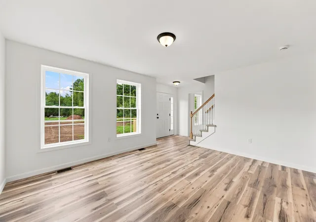 Photo 4 of Single family home for sale at 27 Brk View Rd, Newport, NH 03773 | MLS# 5099020 | Listing updated on 2026-08-27