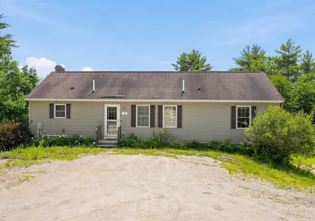 Homes for sale in Barrington, NH | 17 Vista Wy, Barrington, NH 03825 | MLS# 5099022