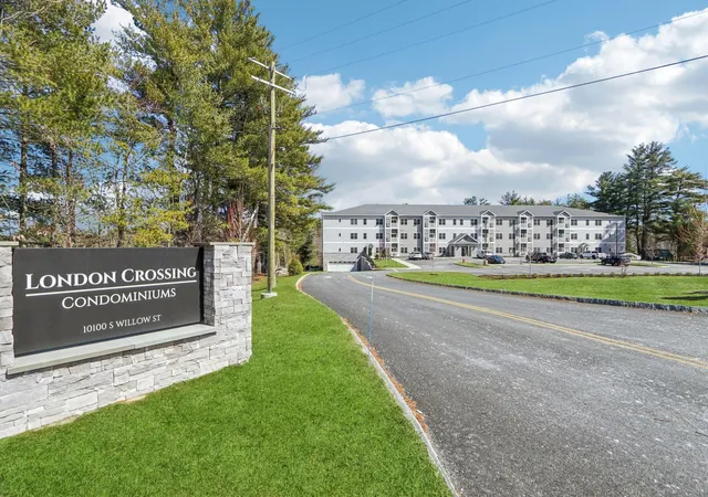 Condo for sale at 10100 S Willow St #103, Manchester, NH 03103 | MLS# 5099030