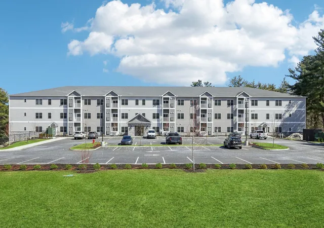 Photo 2 of Condo for sale at 10100 S Willow St #103, Manchester, NH 03103 | MLS# 5099030 | Listing updated on 2026-08-24