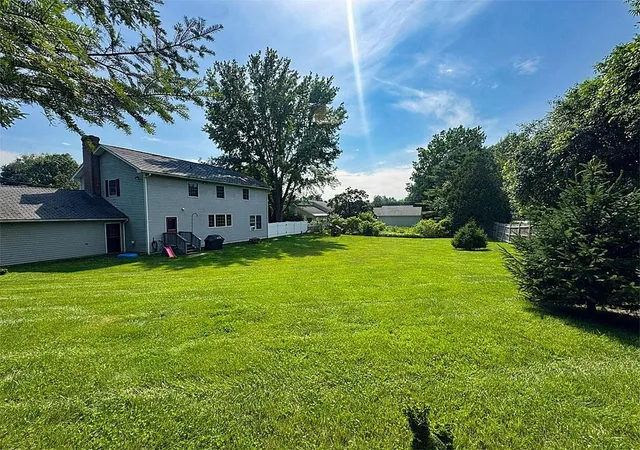 Homes for sale in Rutland City, VT | 17 Elmwood Dr, Rutland City, VT 05701 | MLS# 5099033