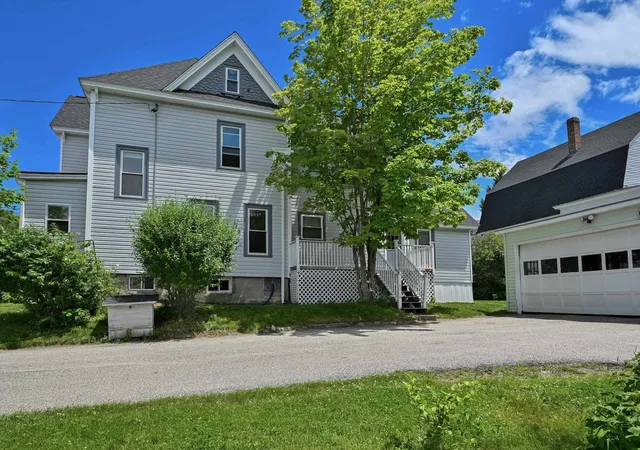 Homes for sale in Manchester, NH | 455 Bridge St, Manchester, NH 03104 | MLS# 5099039