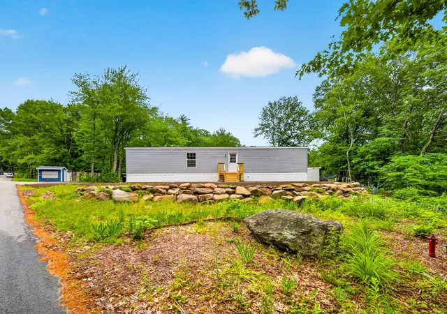 Homes for sale in Barrington, NH | 6 Diamond Ln, Barrington, NH 03825 | MLS# 5099043