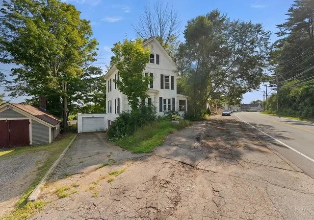 2nd image of 10 W High St, Somersworth, NH 03878 | MLS# 5099050