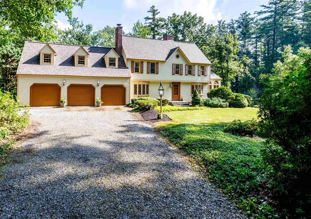 2nd image of 75 Meadow Dr, Hollis, NH 03049 | MLS# 5099054