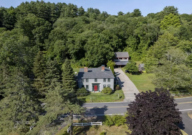 Homes for sale in Hampton Falls, NH | 141 Kensington Rd, Hampton Falls, NH 03844 | MLS# 5099055