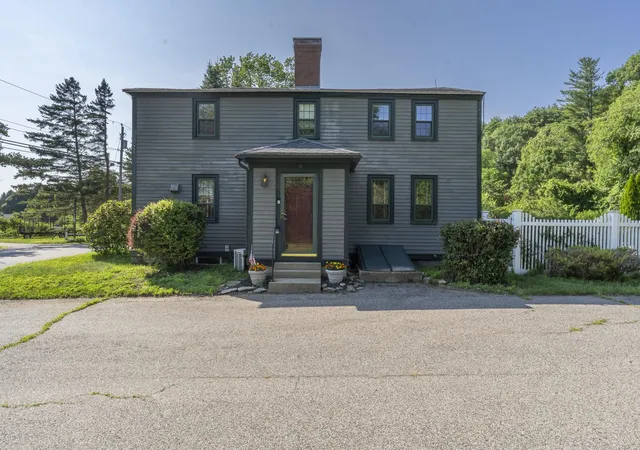 Homes for sale in Hampton Falls, NH | 141 Kensington Rd, Hampton Falls, NH 03844 | MLS# 5099055