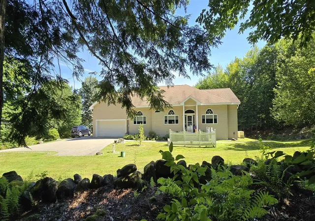 2nd image of 259 Old Lake Shore Rd, Gilford, NH 03249 | MLS# 5099056