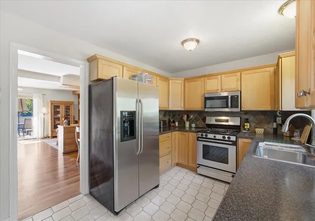 Homes for sale in South Burlington, VT | E11 Stonehedge Dr, South Burlington, VT 05403 | MLS# 5099057