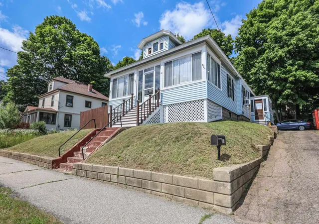 Homes for sale in Laconia, NH | 80 Baldwin St, Laconia, NH 03246 | MLS# 5099063