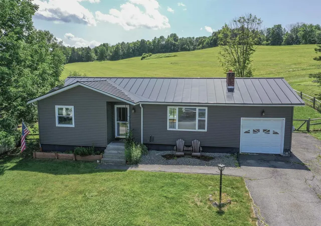 Homes for sale in Barre City, VT | 44 Bailey St, Barre City, VT 05641 | MLS# 5099066