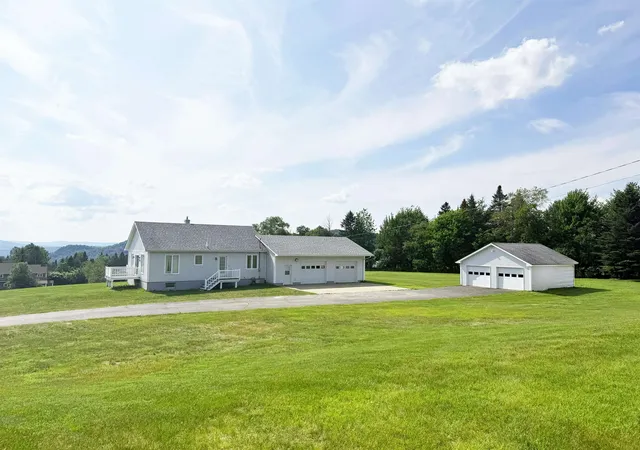 Photo 1 of Single family home for sale at 289 West Rd, Clarksville, NH 03592 | MLS# 5099070 | Listing updated on 2026-09-04