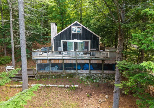 Homes for sale in Wakefield, NH | 75 Black Cove Rd, Wakefield, NH 03872 | MLS# 5099077