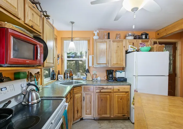 Homes for sale in Wakefield, NH | 75 Black Cove Rd, Wakefield, NH 03872 | MLS# 5099077