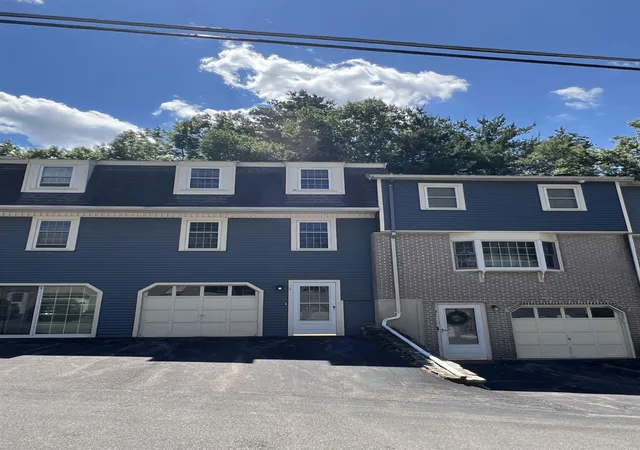 Townhouse for sale at 32 Cannongate Iii Rd, Nashua, NH 03063 | MLS# 5099080