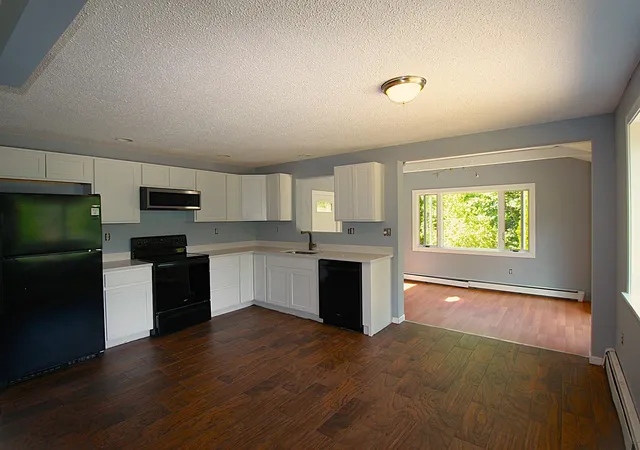 Photo 4 of Condo for sale at 10 Sullivan Rd, Hudson, NH 03051 | MLS# 5099084 | Listing updated on 2026-07-13