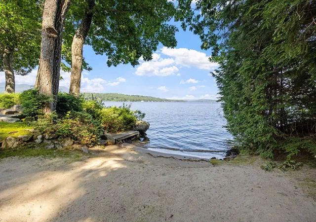 Homes for sale in Moultonborough, NH | 10 Edgewater Dr, Moultonborough, NH 03254 | MLS# 5099085