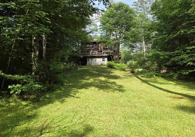 Homes for sale in Londonderry, VT | 2 Tallwood Cir, Londonderry, VT 05148 | MLS# 5099086