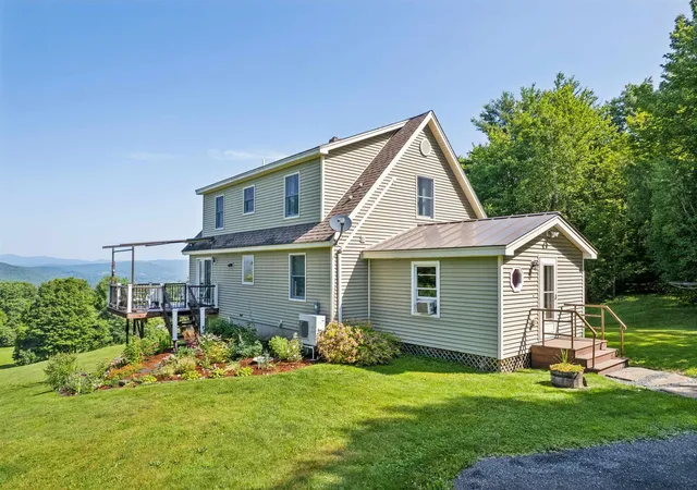 Homes for sale in Bethel, VT | 1702 Sanders Rd, Bethel, VT 05032 | MLS# 5099095