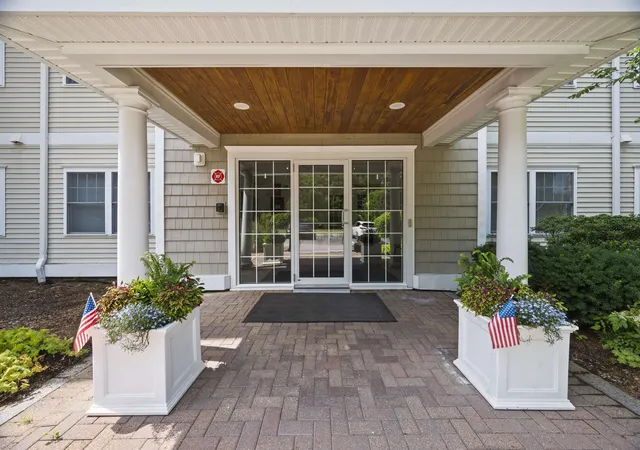 Homes for sale in Exeter, NH | 2 Sterling Hill Ln #243, Exeter, NH 03833 | MLS# 5099111