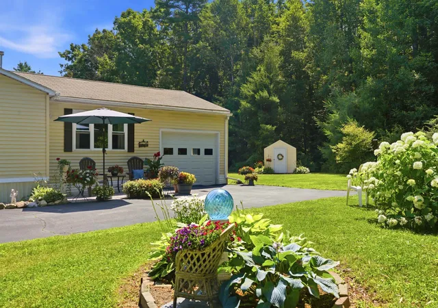 Homes for sale in Hopkinton, NH | 26 Deer Path, Hopkinton, NH 03229 | MLS# 5099118