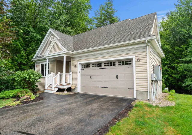 Photo 1 of Condo for sale at 32 Birch Cir, Exeter, NH 03833 | MLS# 5099121 | Listing updated on 2026-09-15