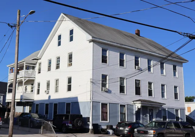 Homes for sale in Manchester, NH | 339 Amherst St, Manchester, NH 03104 | MLS# 5099133