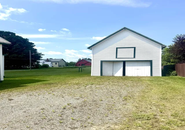 5th image of 303 Pleasant St, Enosburg Falls, VT 05450 | MLS# 5099138