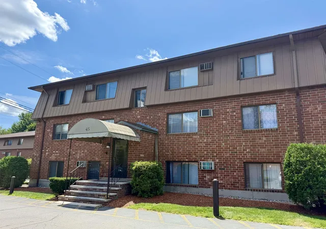 Homes for sale in Manchester, NH | 45 Log St #2F, Manchester, NH 03102 | MLS# 5099146